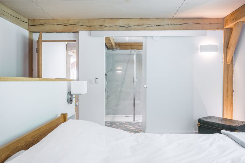 Bedroom and En-Suite- click for photo gallery